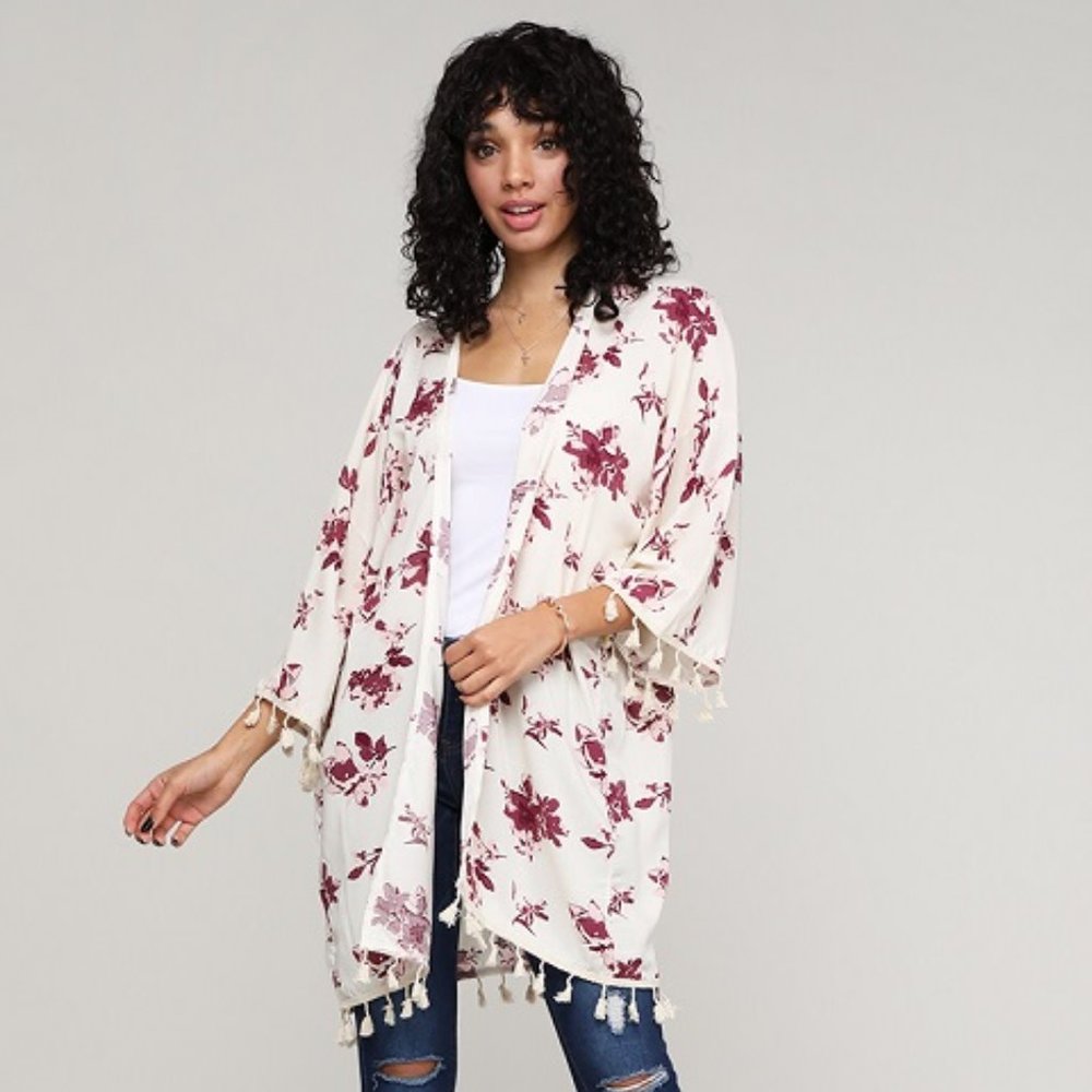 DAZED FLORAL KIMONO WITH TASSEL TRIM